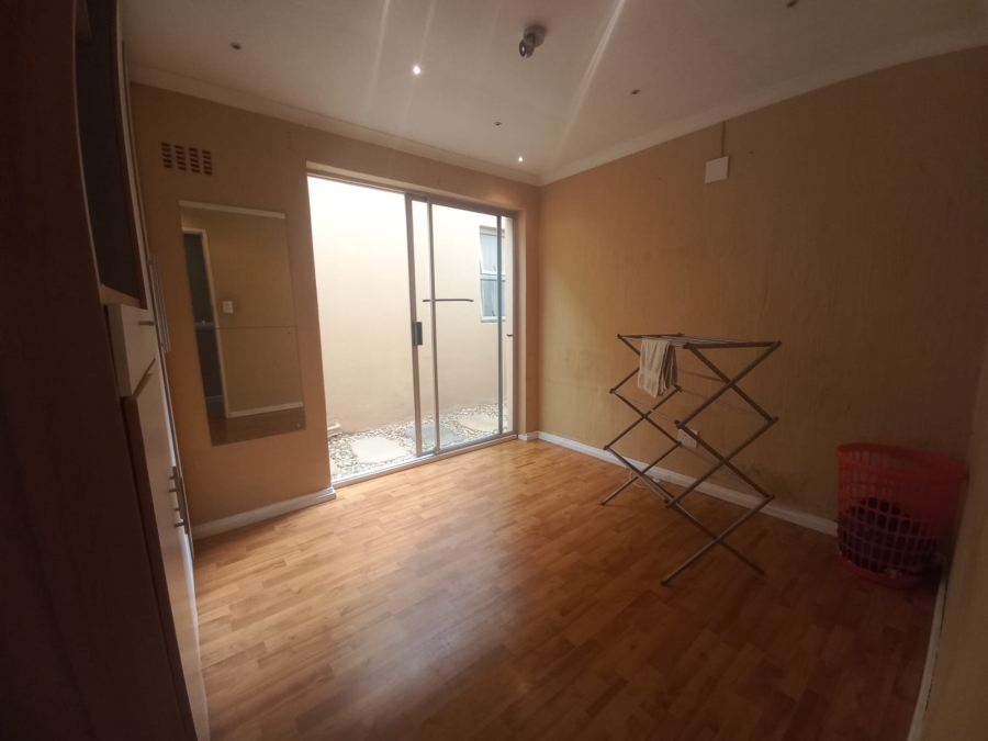 4 Bedroom Property for Sale in Portlands Western Cape